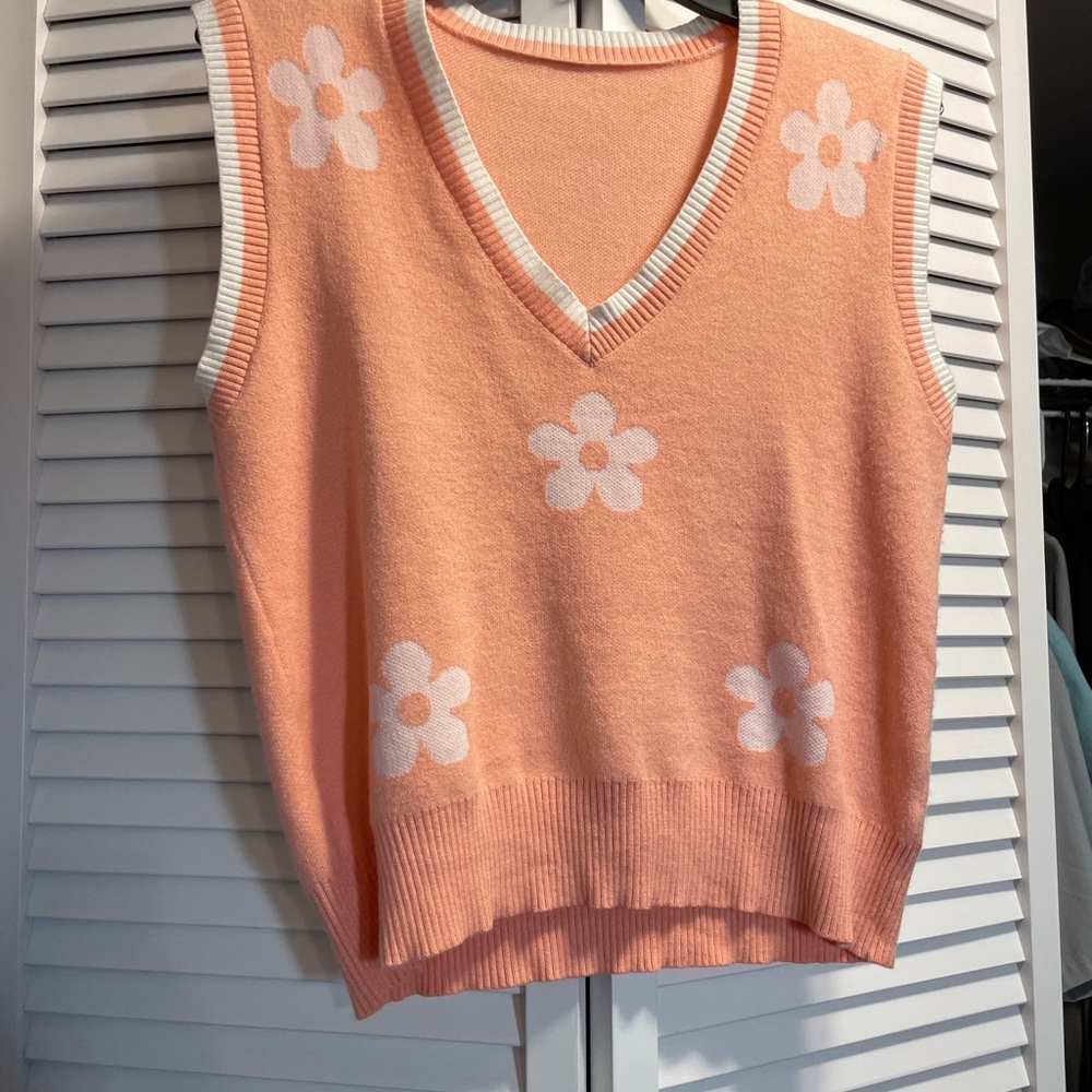 Peach Floral V-Neck Sweater Vest